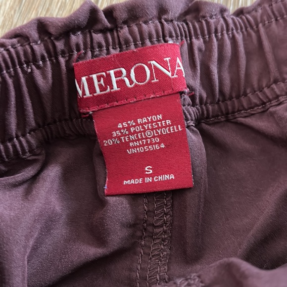 Maroon Skirt with Pockets - Picture 2 of 5